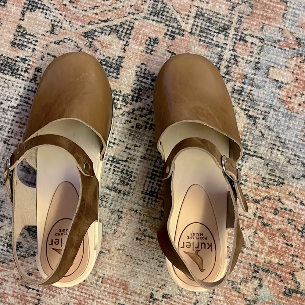 Clogs Kurier